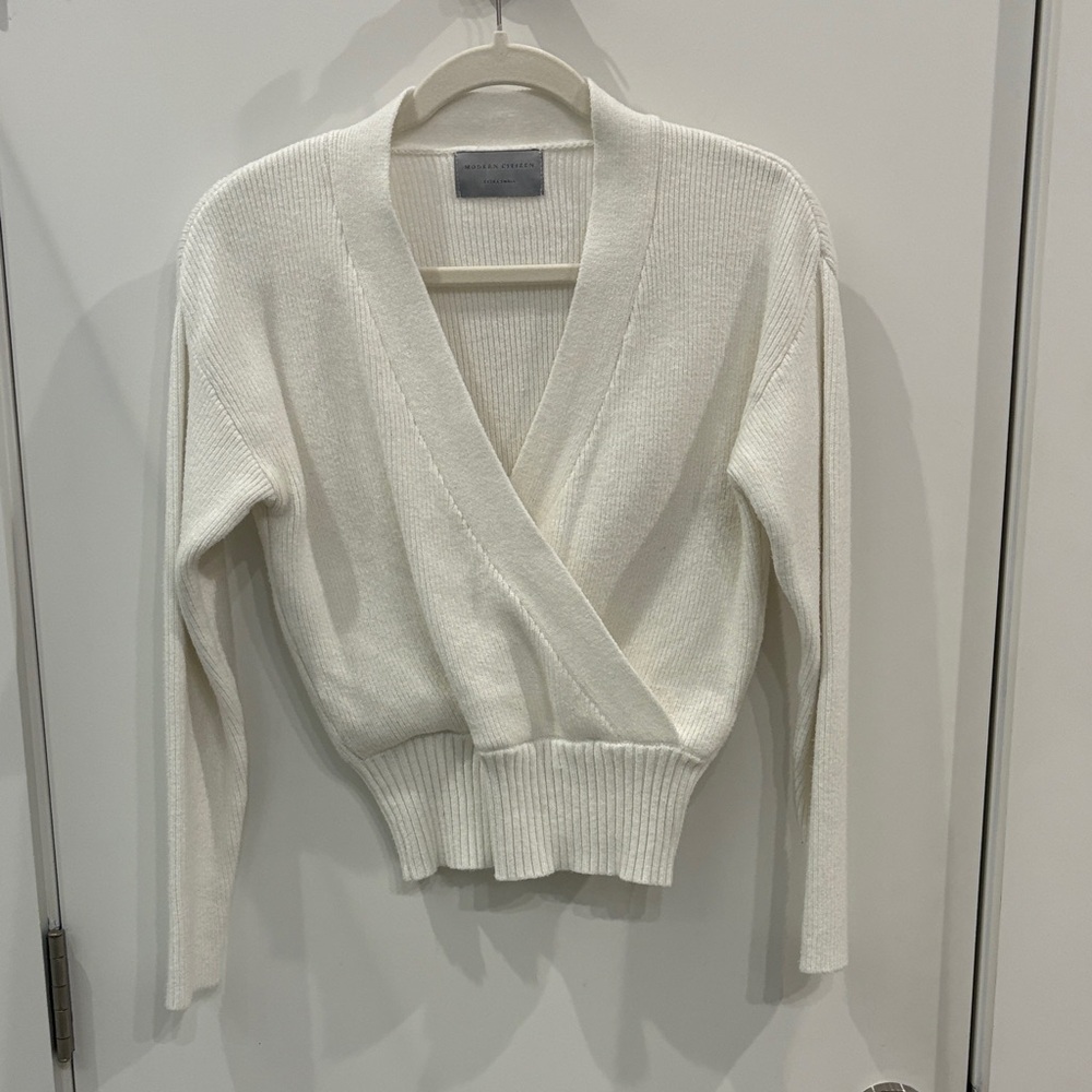 Modern Citizen Cream V-Neck Sweater